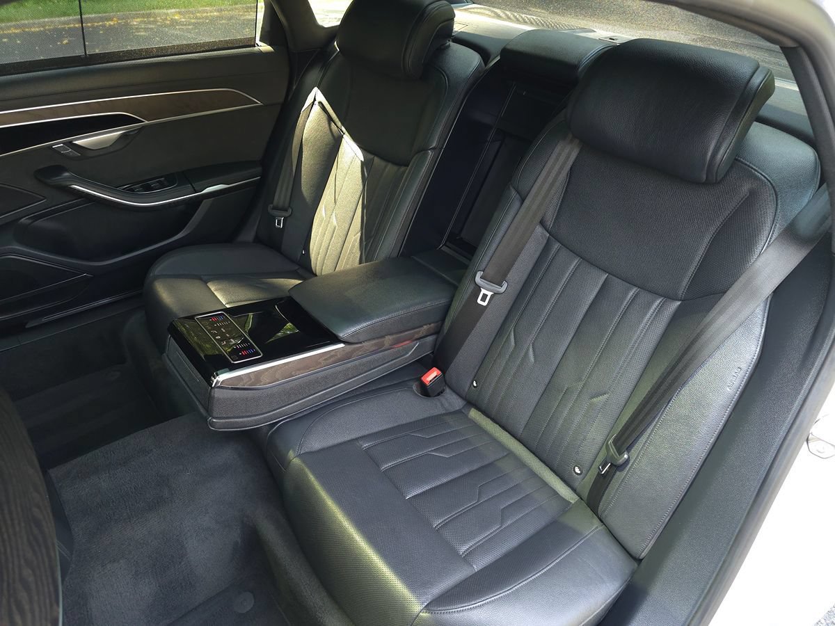 Used 2023 Audi A8 L 3.0T w/ Executive Package AWD/4WD image 16