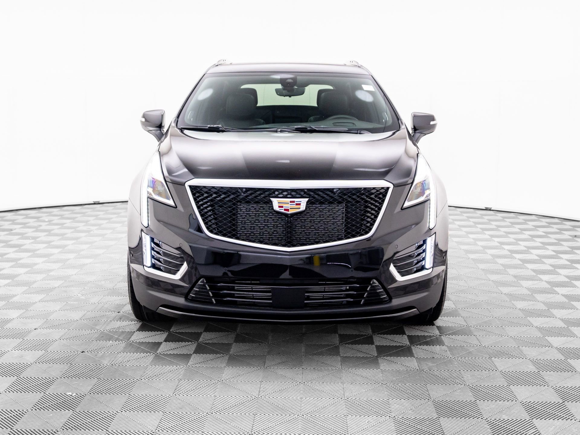 New 2025 Cadillac XT5 Sportv w/ Technology Package AWD/4WD image 9