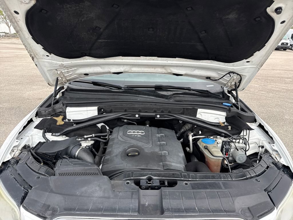 Used 2015 Audi Q5 2.0T Premium Plus w/ Technology Package image 29