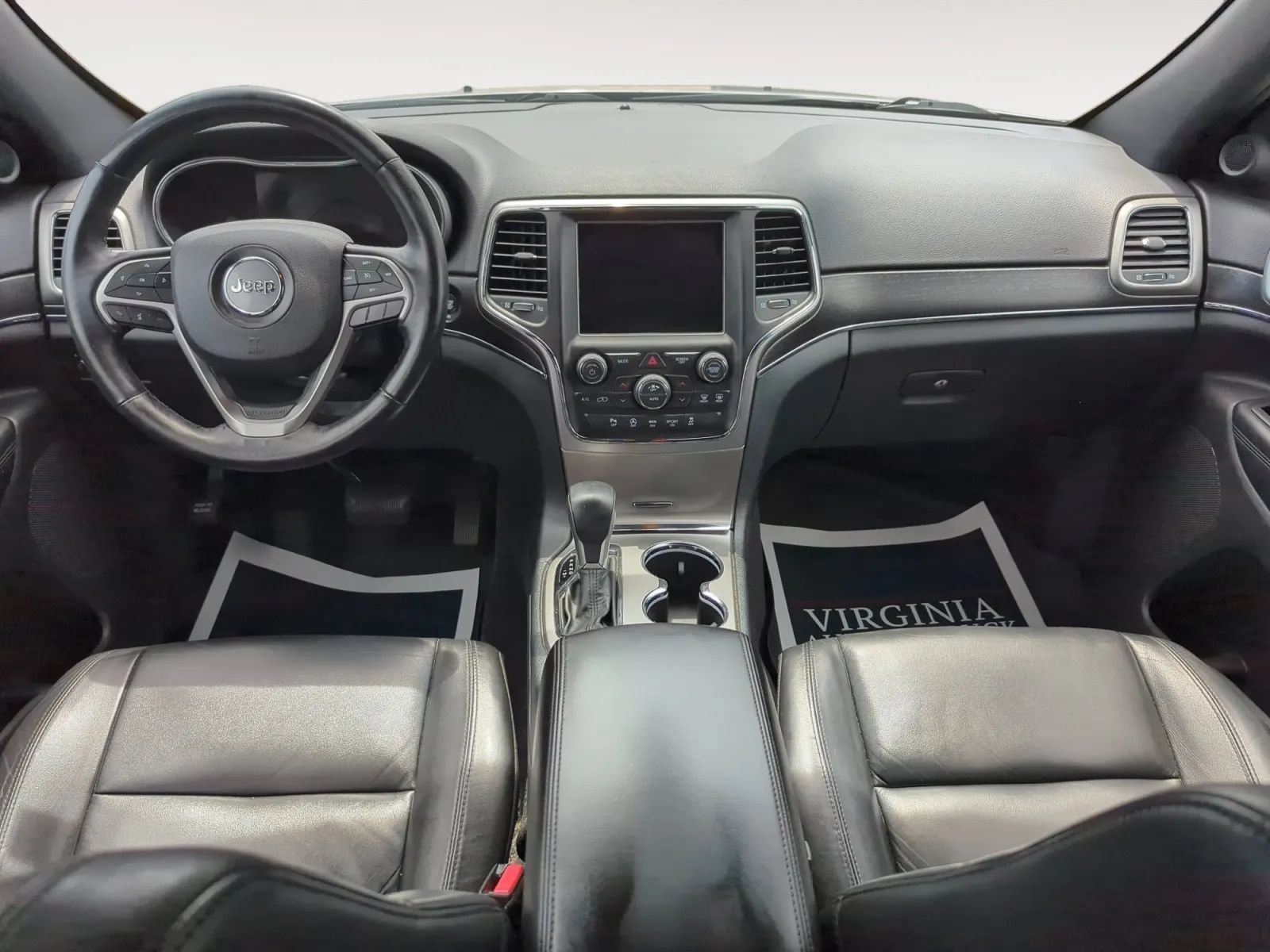 Used 2018 Jeep Grand Cherokee Limited AWD/4WD image 5
