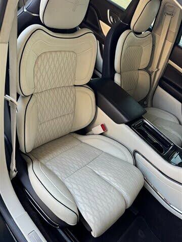 Used 2019 Lincoln Continental Black Label w/ Rear Seat Package image 25