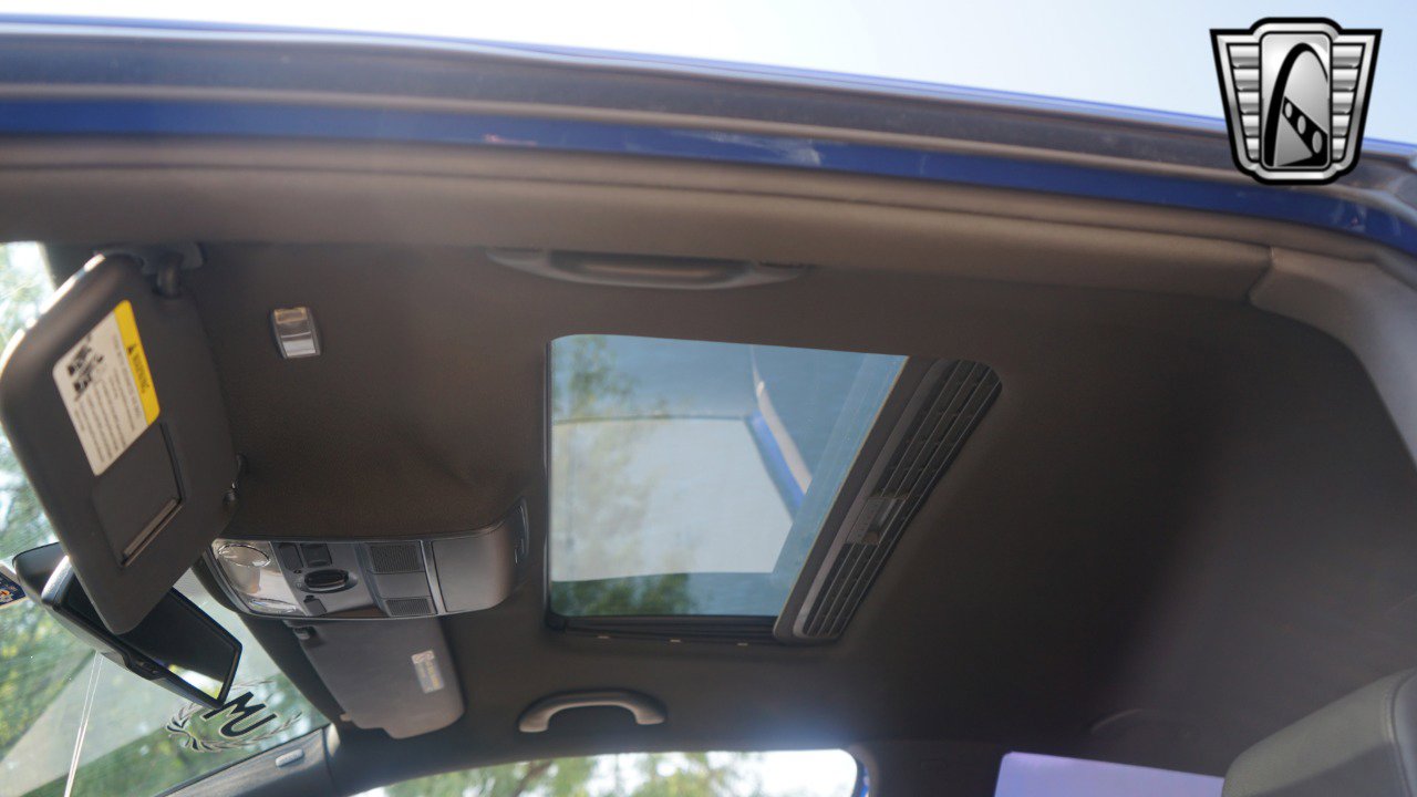 Used 2008 Volkswagen R32 image 22