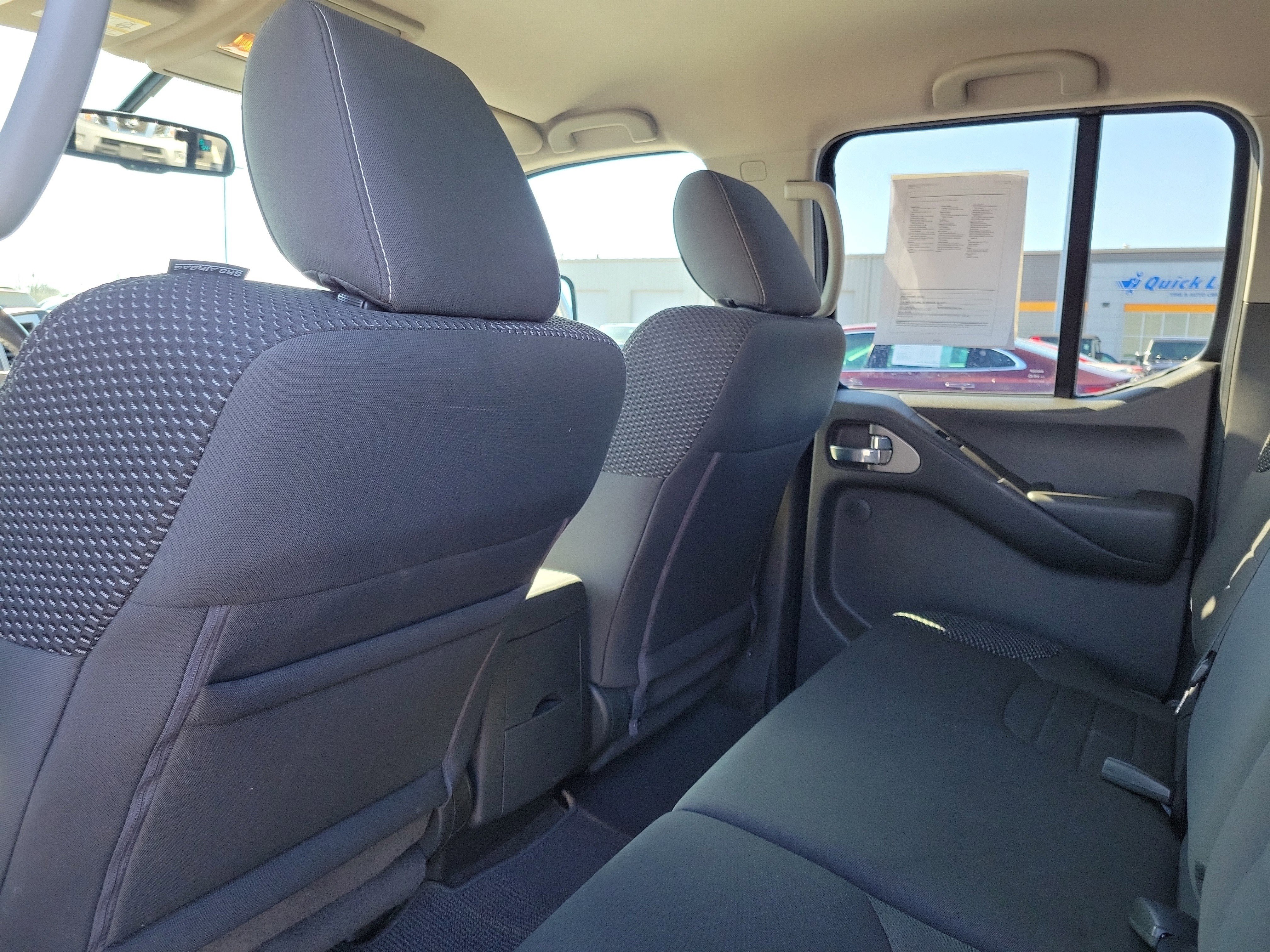 Used 2018 Nissan Frontier PRO-4X image 14