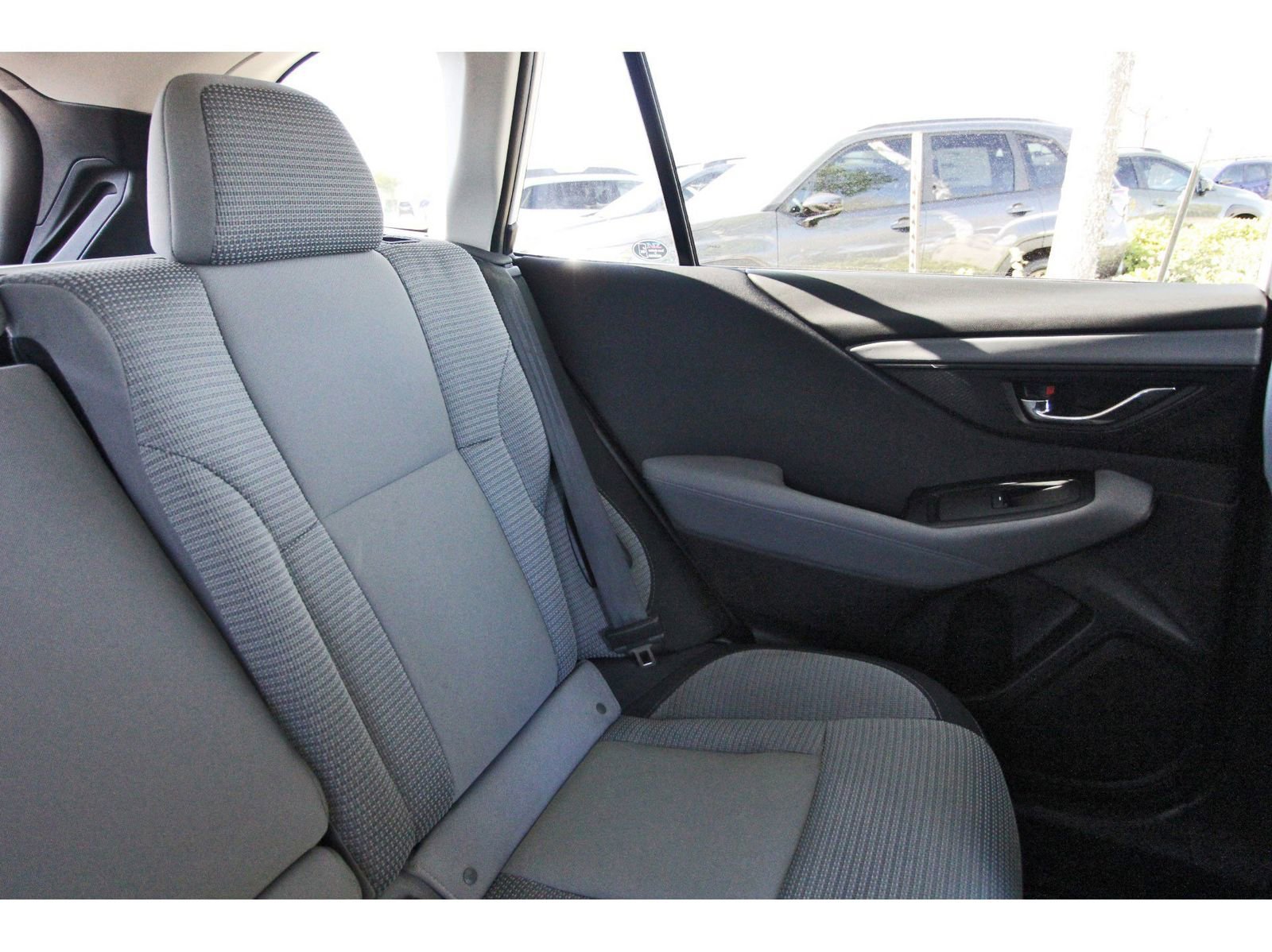 Used 2022 Subaru Outback Premium image 12