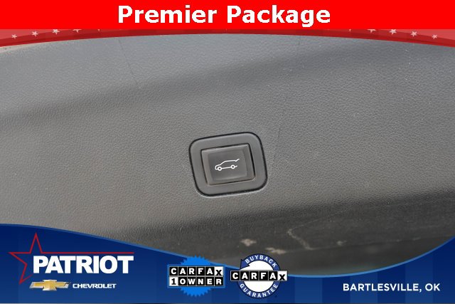 Used 2023 Chevrolet Suburban Premier image 10