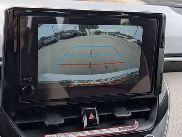 Used 2025 Toyota Corolla LE image 19