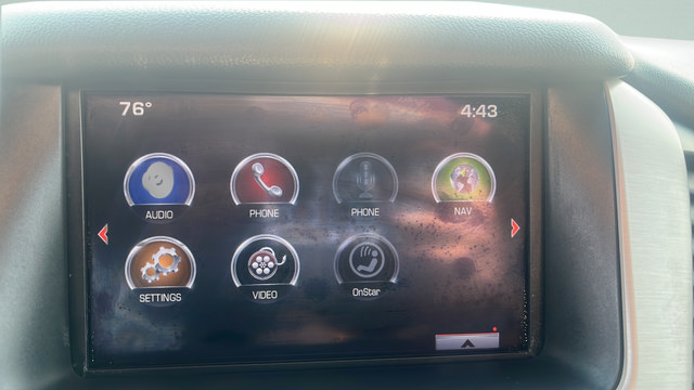 Used 2015 GMC Yukon XL SLT AWD/4WD image 15