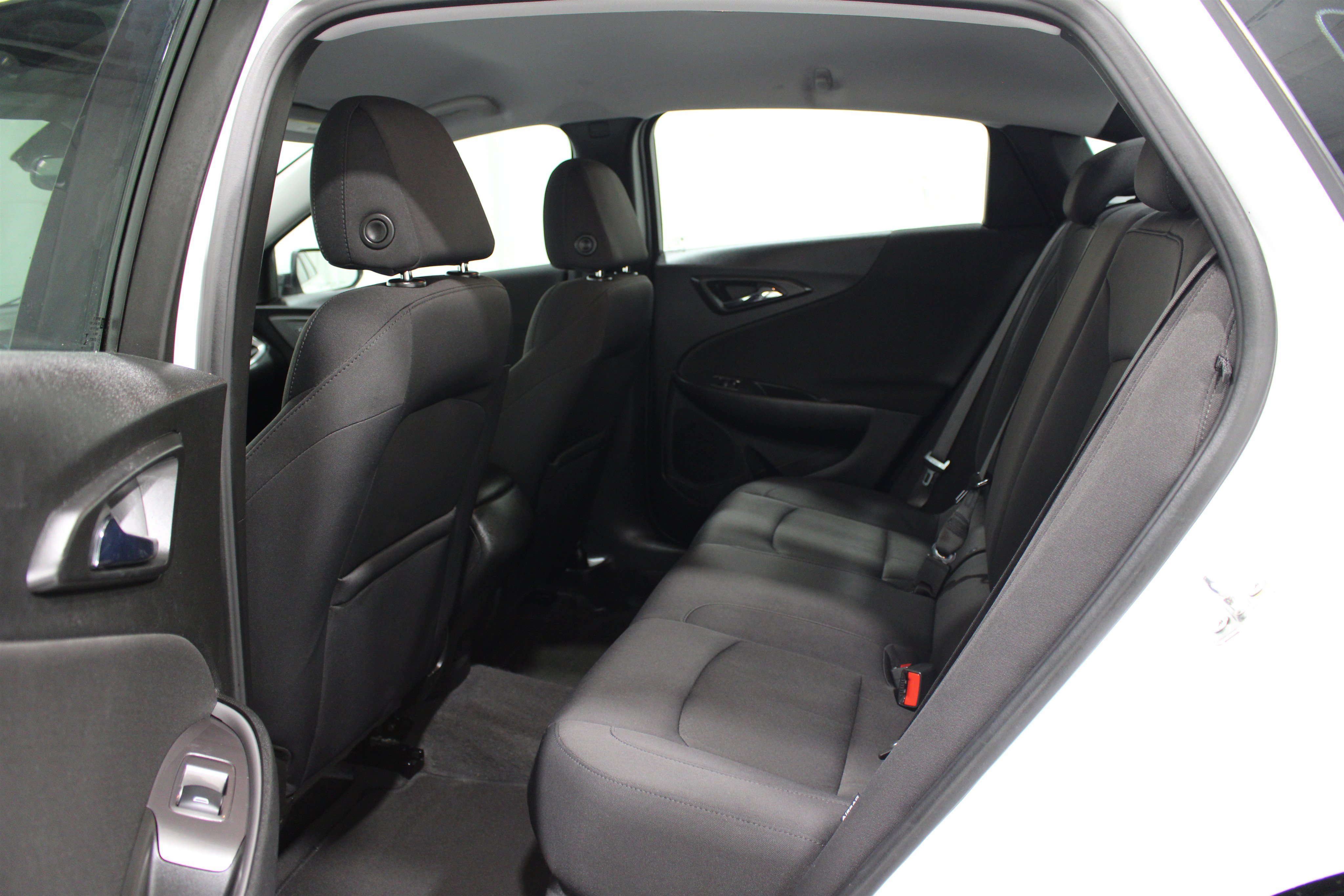 Used 2021 Chevrolet Malibu RS FWD image 20