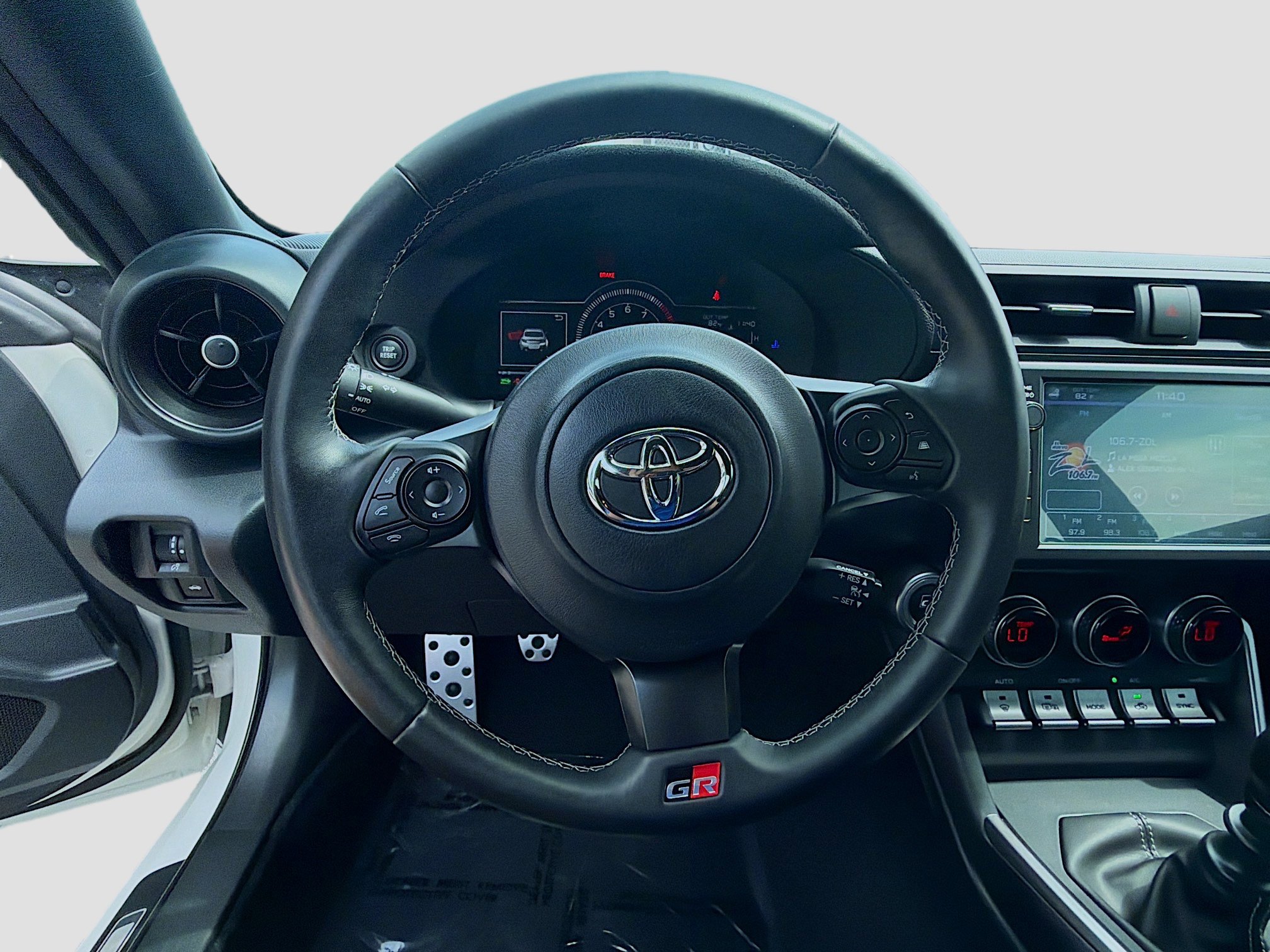 Used 2025 Toyota GR86 Premium w/ Performance Package RWD image 8