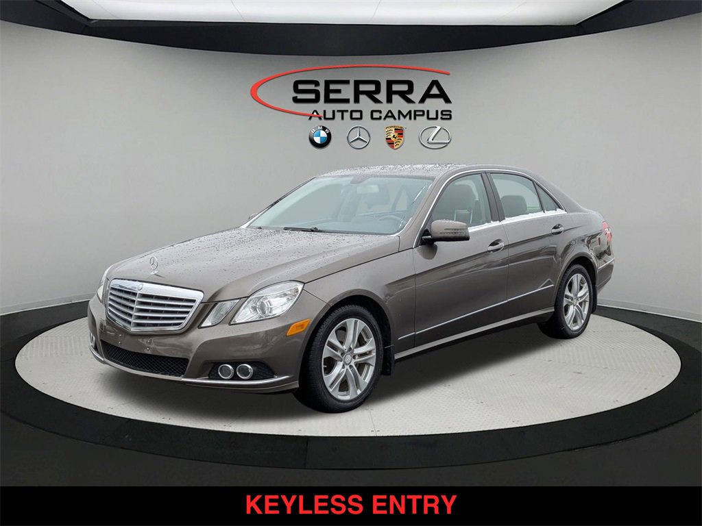 Used 2011 Mercedes-Benz E 350 4MATIC Sedan image 16