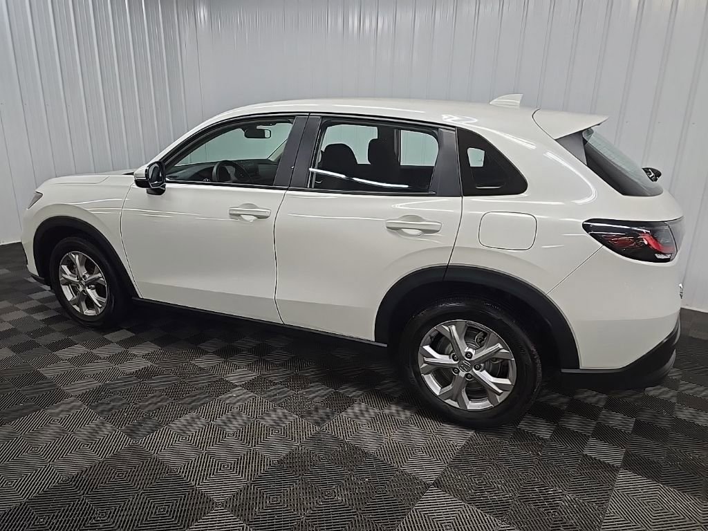 Used 2024 Honda HR-V LX image 4