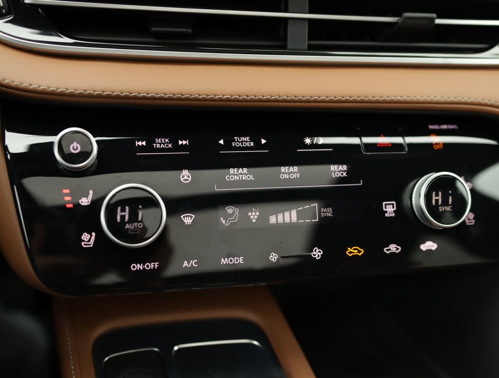 Used 2024 INFINITI QX60 Autograph w/ Cargo Package image 16