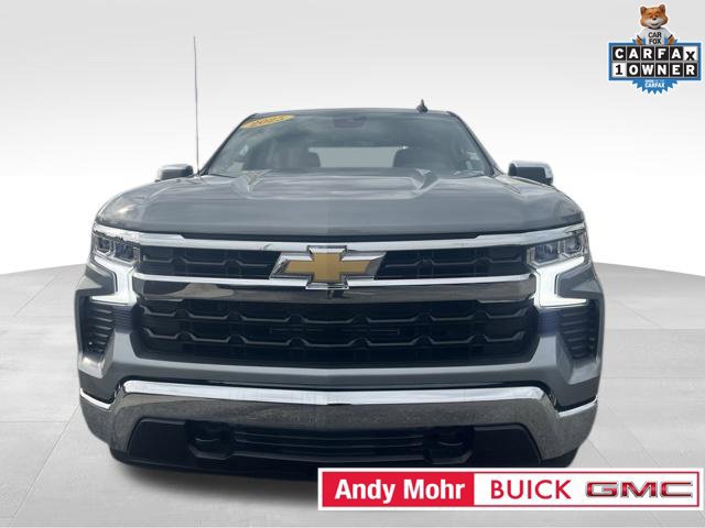 Used 2025 Chevrolet Silverado 1500 LT AWD/4WD image 3
