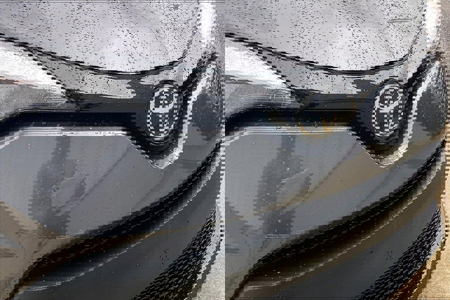 Used 2022 Toyota C-HR Nightshade image 34