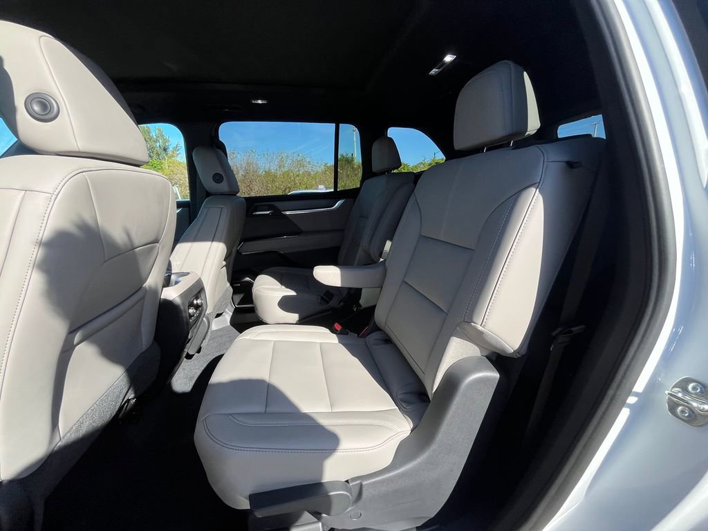 New 2026 GMC Acadia Elevation w/ Black Edition image 12