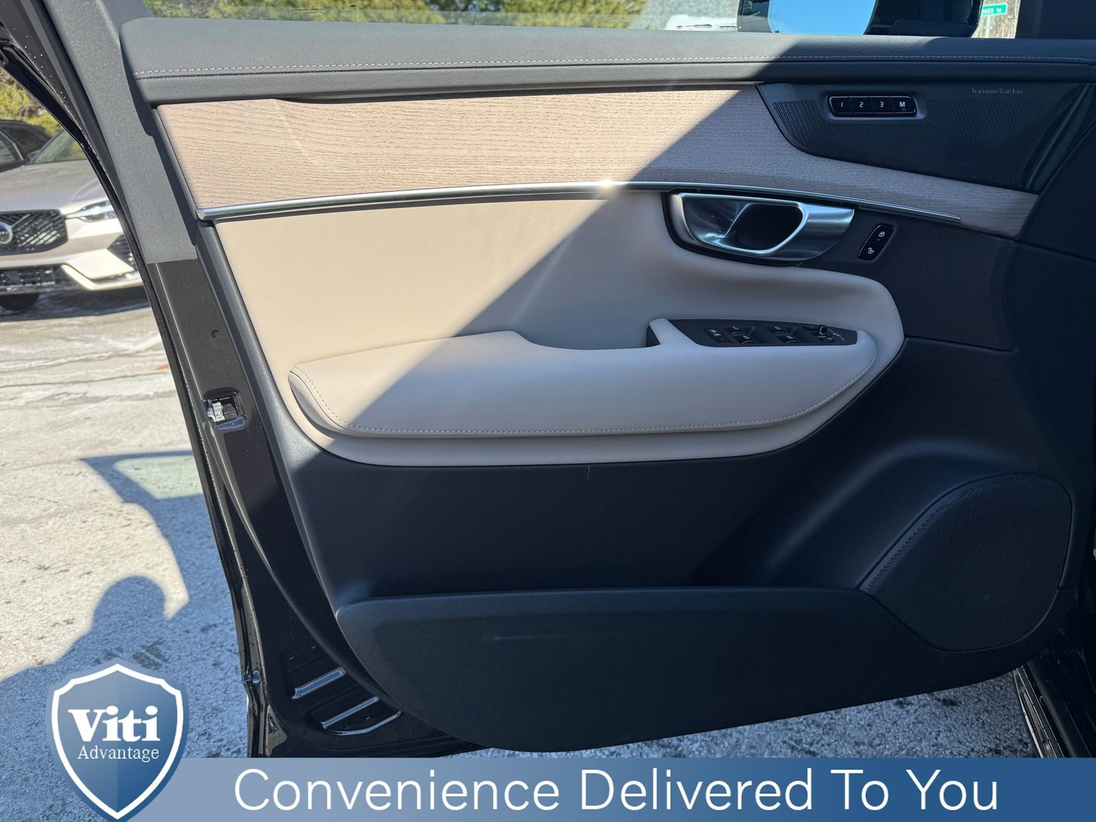 New 2026 Volvo XC90 T8 Plus w/ Protection Package Premier image 11