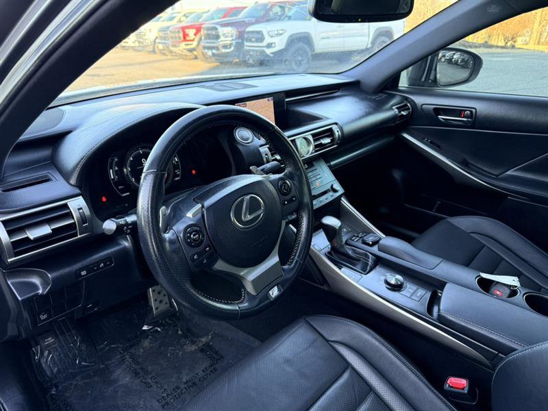 Used 2015 Lexus IS 350 w/ F-Sport Package RWD image 29