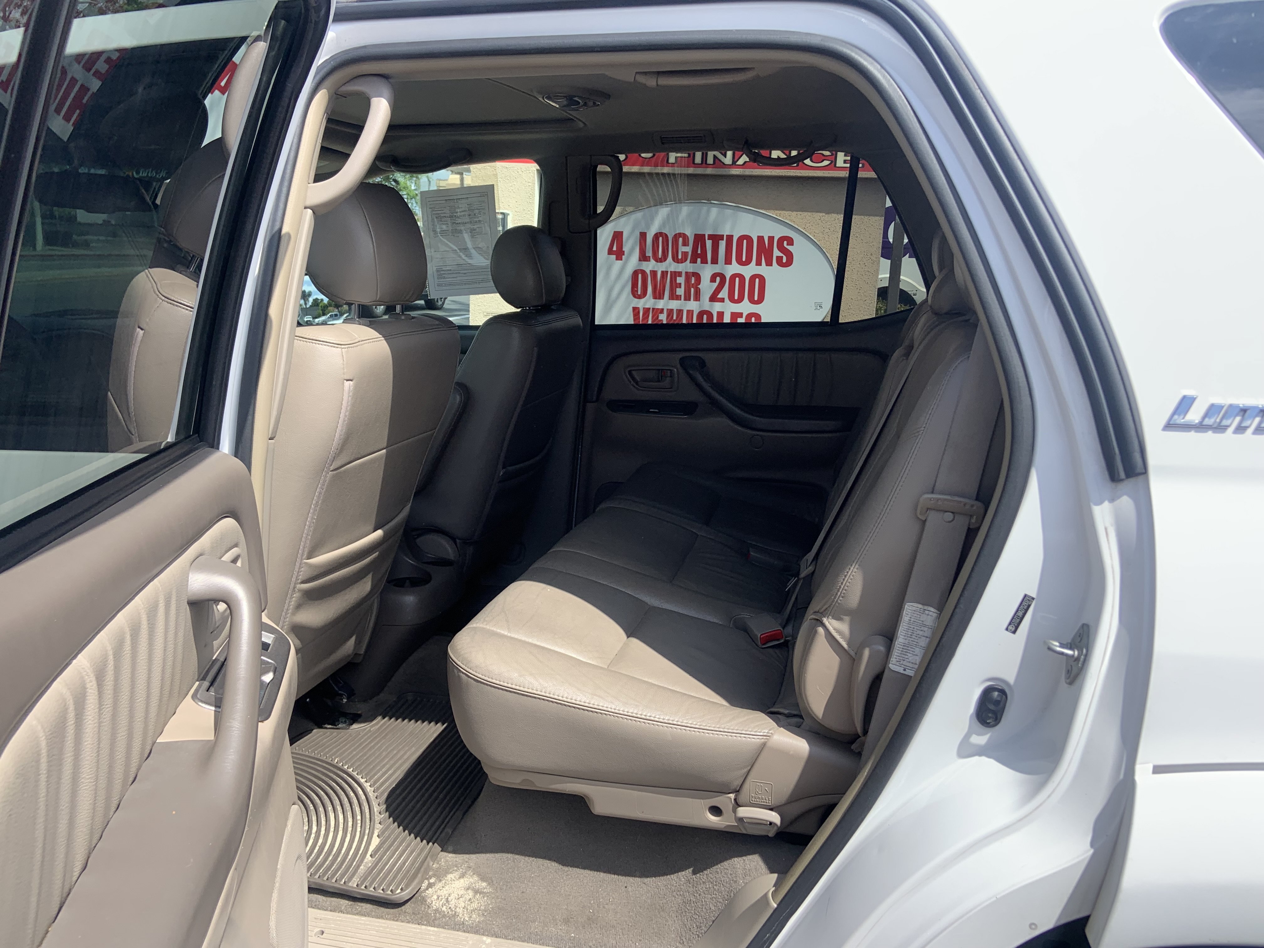Used 2007 Toyota Sequoia Limited RWD image 10