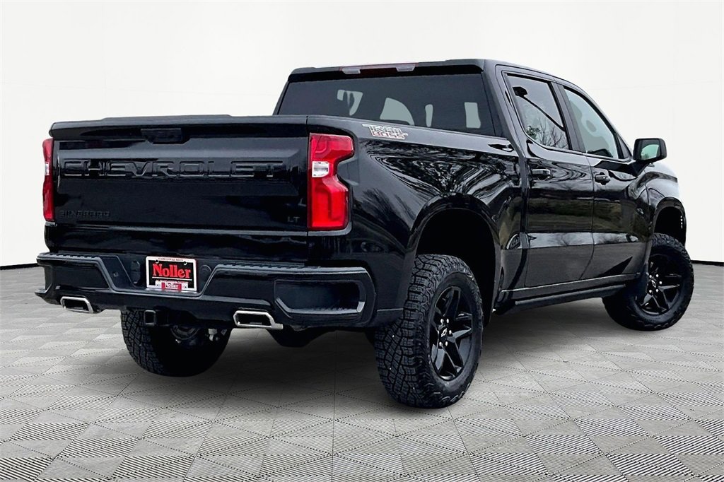 Used 2025 Chevrolet Silverado 1500 LT Trail Boss w/ Protection Package image 2