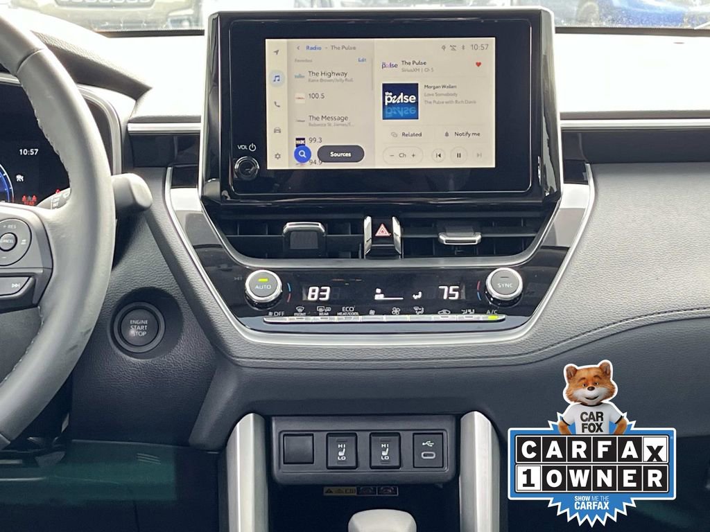 Used 2025 Toyota Corolla Cross XLE w/ Convenience Package image 15