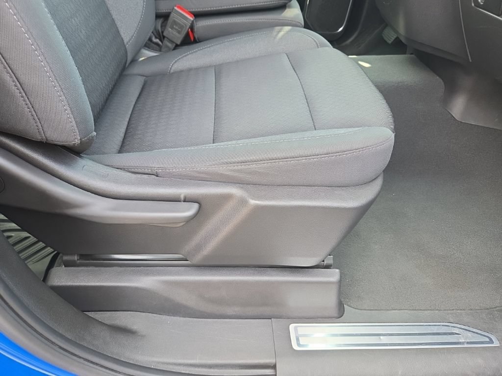 Used 2025 Chevrolet Silverado 1500 LT RWD image 43