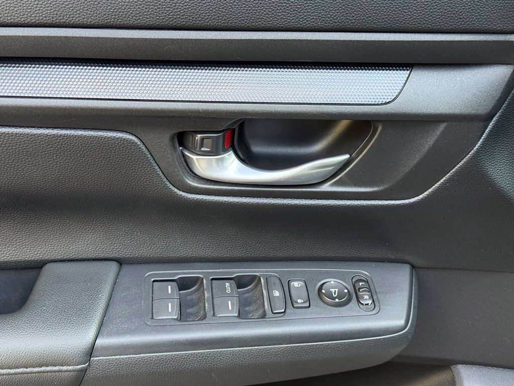 Used 2023 Honda CR-V LX image 22