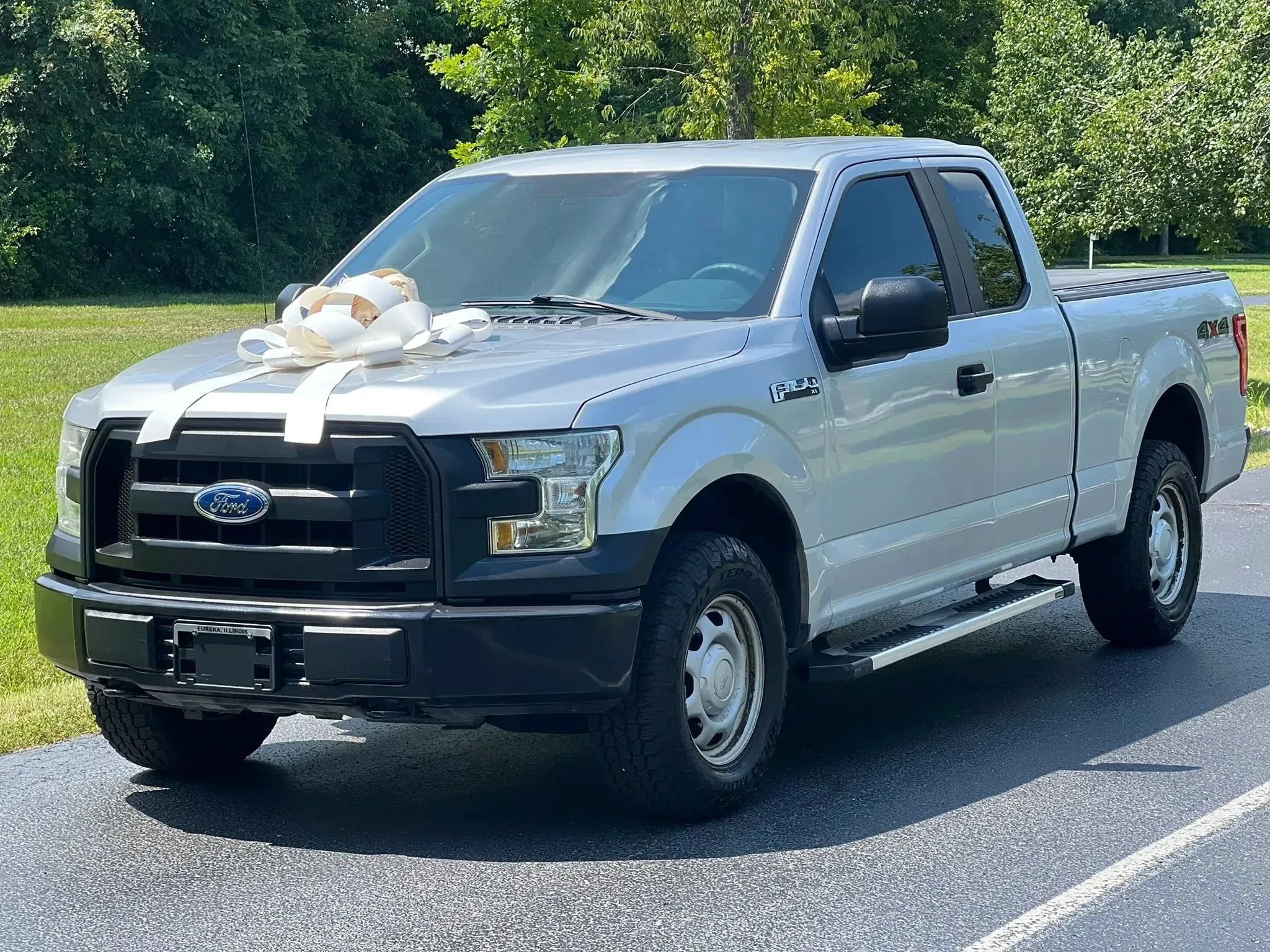 Used 2016 Ford F150 XL w/ Equipment Group 101A Mid AWD/4WD image 1