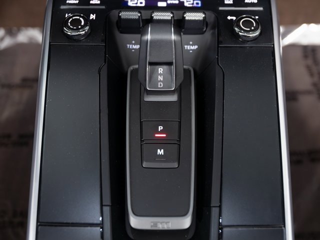 Certified 2022 Porsche 911 Turbo S image 23