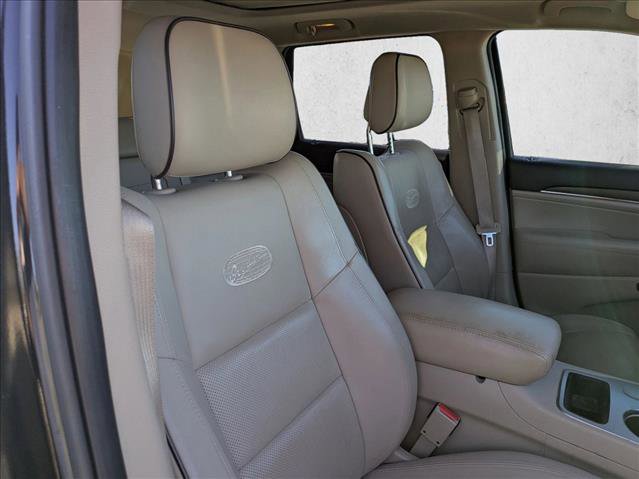 Used 2015 Jeep Grand Cherokee Overland w/ Advanced Technology Group image 19