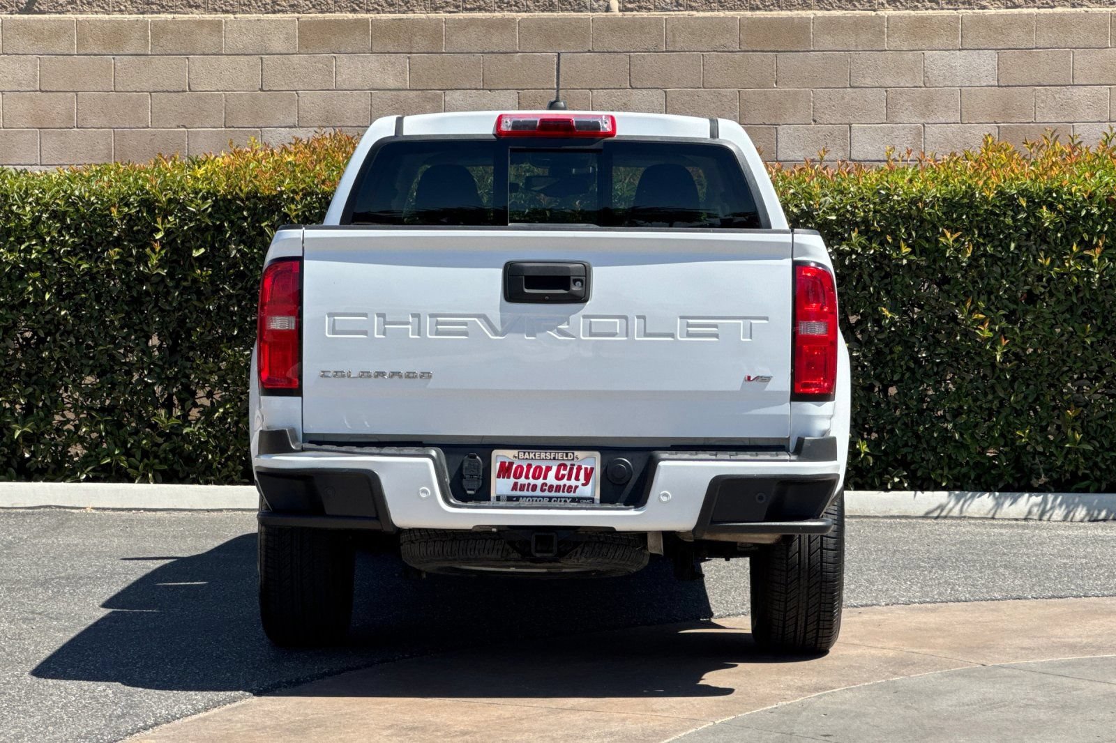 Certified 2022 Chevrolet Colorado Z71 w/ Safety Package RWD image 5