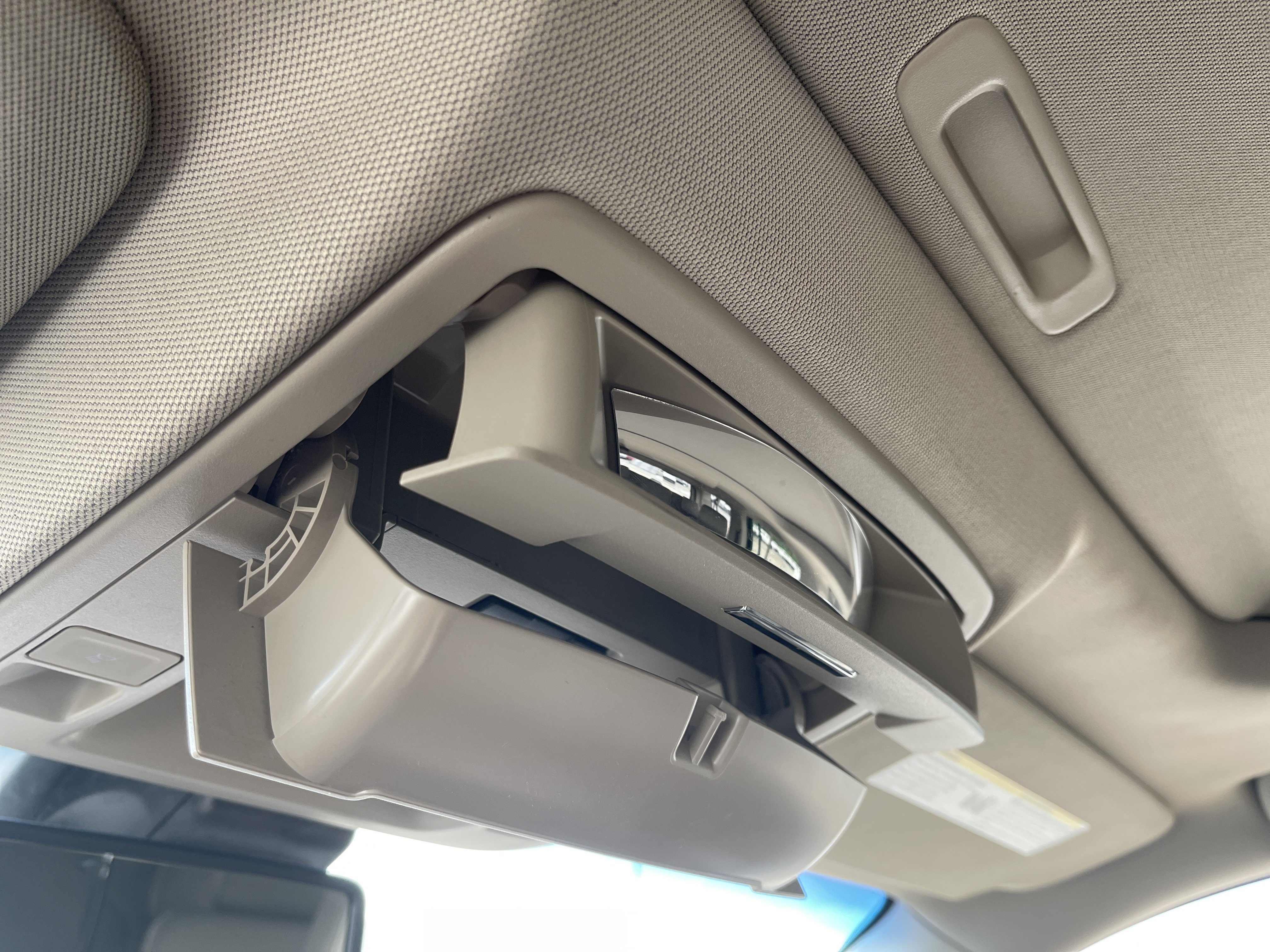 Used 2019 Chevrolet Suburban LT w/ LT Signature Package RWD image 33