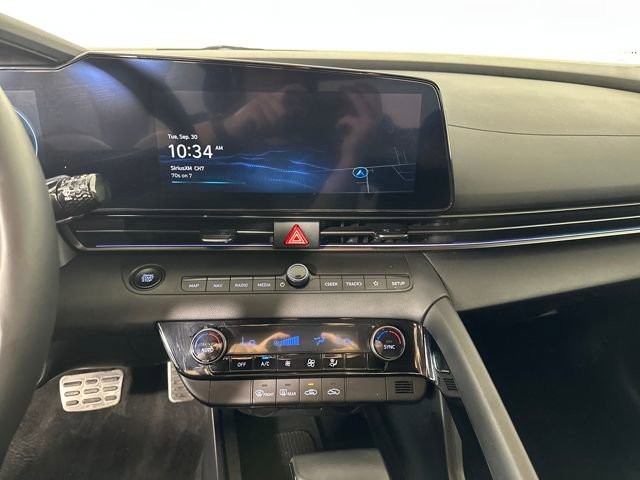 Certified 2025 Hyundai Elantra SEL image 52