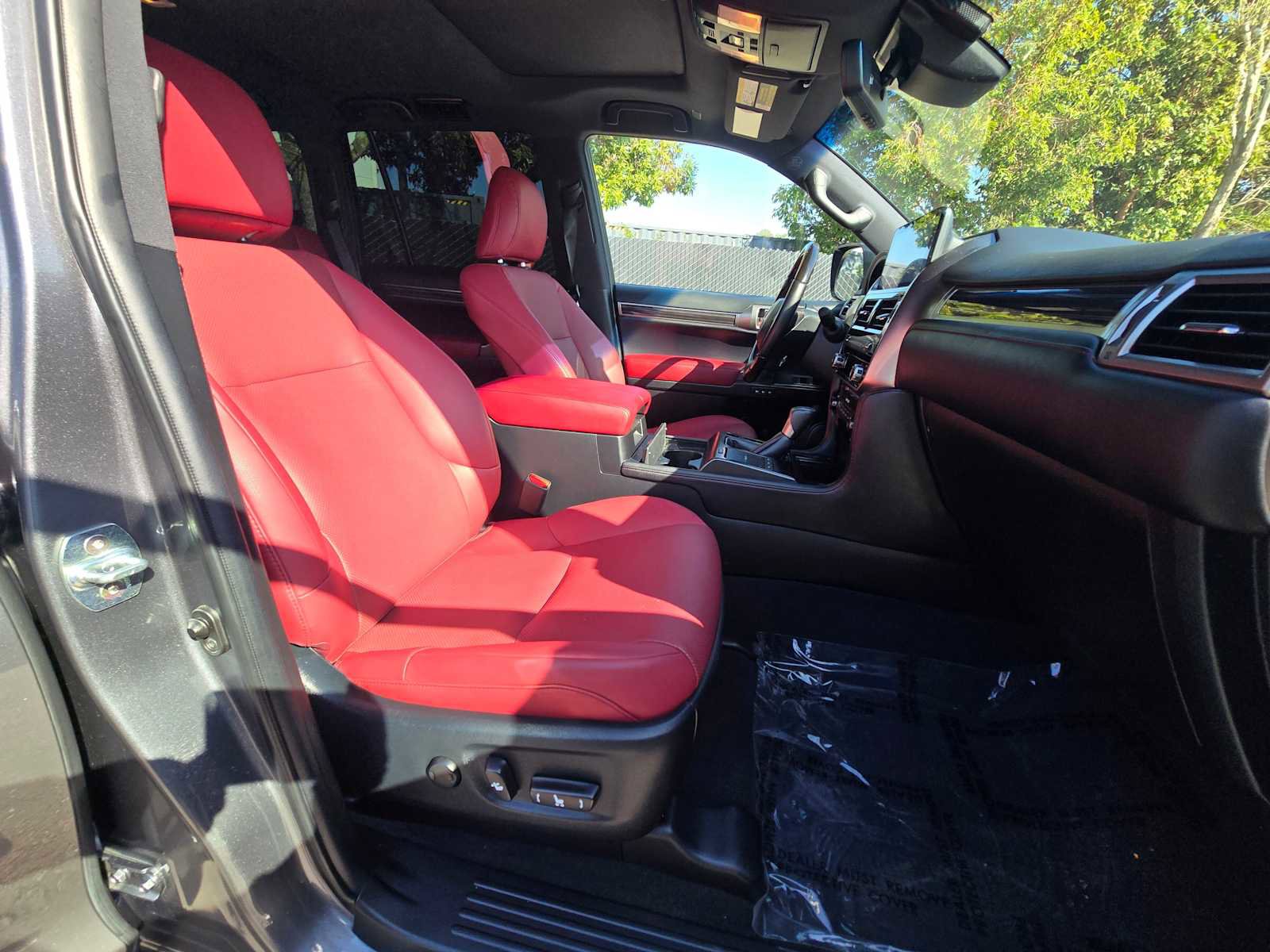 Used 2022 Lexus GX 460 Premium w/ Premium Package image 11