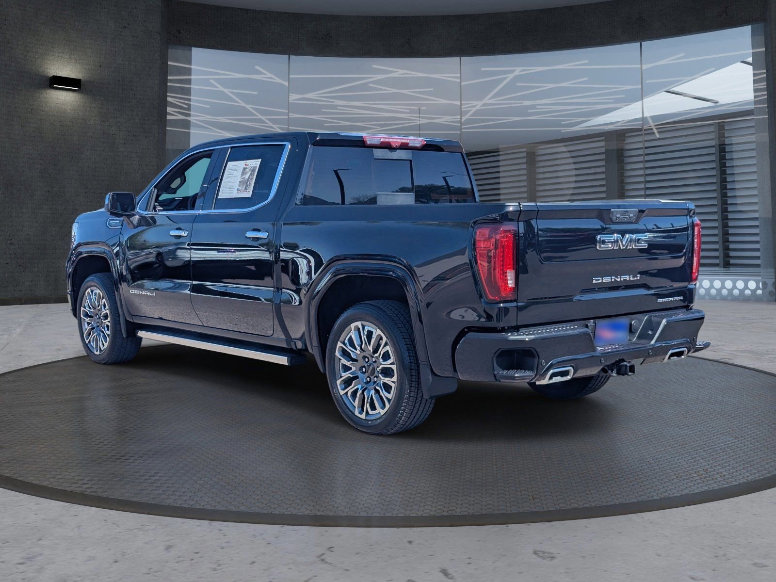 Used 2025 GMC Sierra 1500 Denali Ultimate AWD/4WD image 4