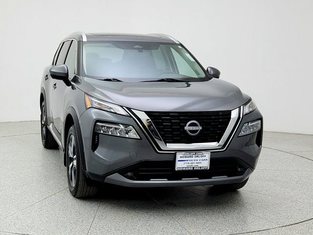 Used 2022 Nissan Rogue SL w/ SL Premium Package image 2