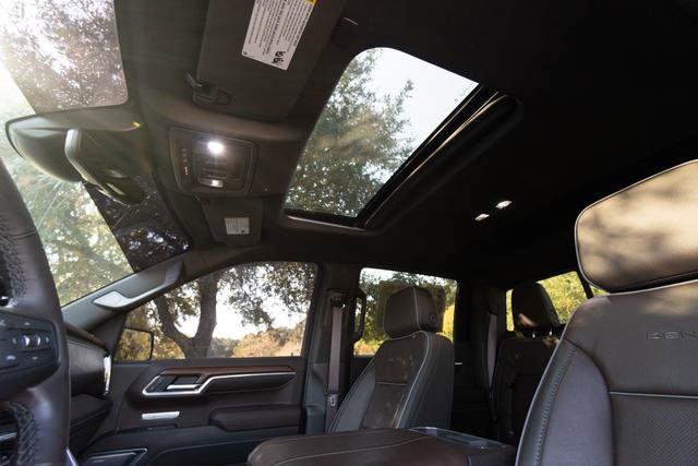 Used 2023 GMC Sierra 1500 Denali w/ Denali Reserve Package image 31