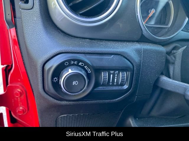 Used 2020 Jeep Wrangler Unlimited Sahara AWD/4WD image 22