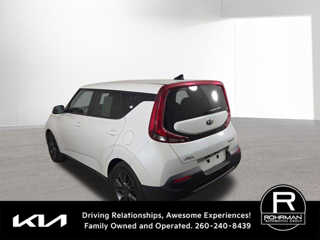 Certified 2021 Kia Soul S image 9