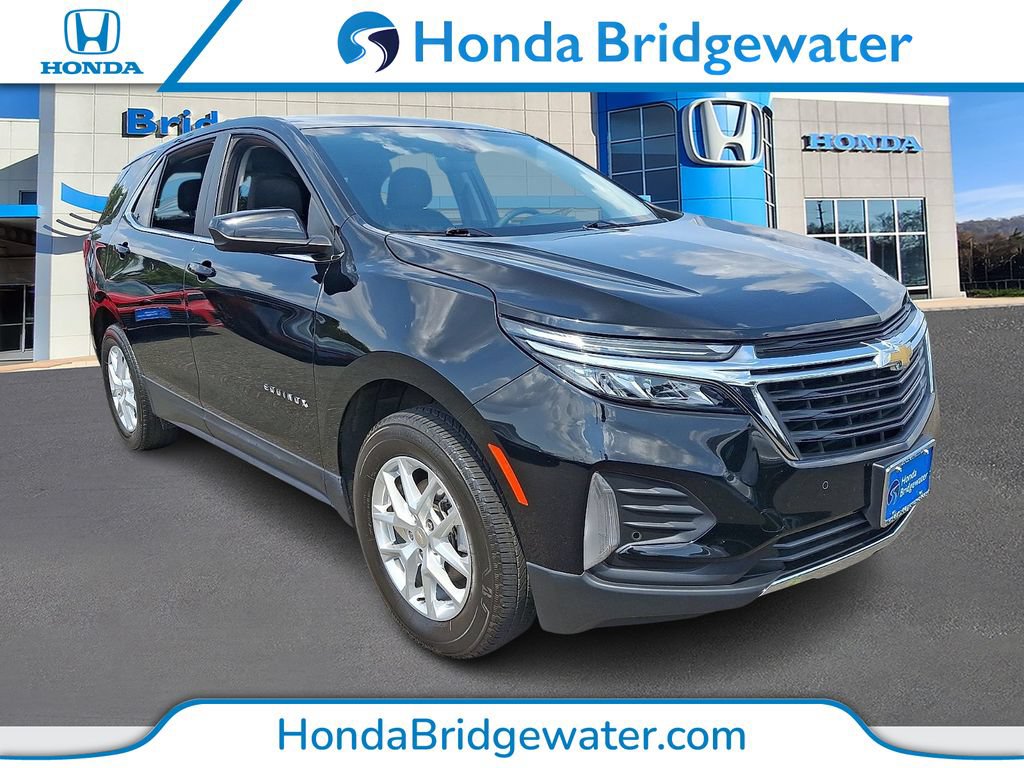 Used 2024 Chevrolet Equinox LT w/ LPO, Floor Liner Package AWD/4WD image 1