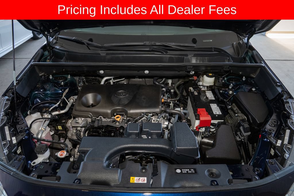 Used 2024 Toyota RAV4 XLE w/ Convenience Package FWD image 20
