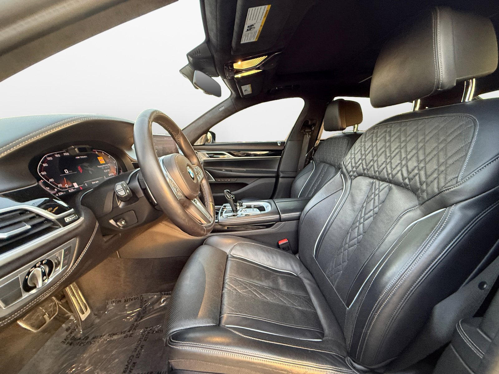 Used 2020 BMW M760i xDrive w/ Luxury Rear Seating Package AWD/4WD image 10