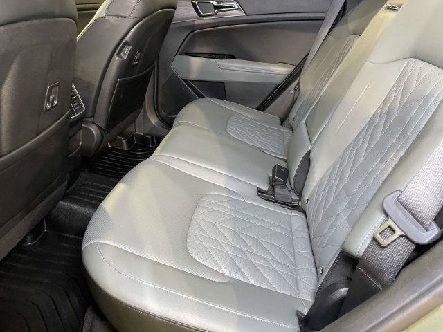 Used 2023 Kia Sportage X-Pro Prestige AWD/4WD image 19