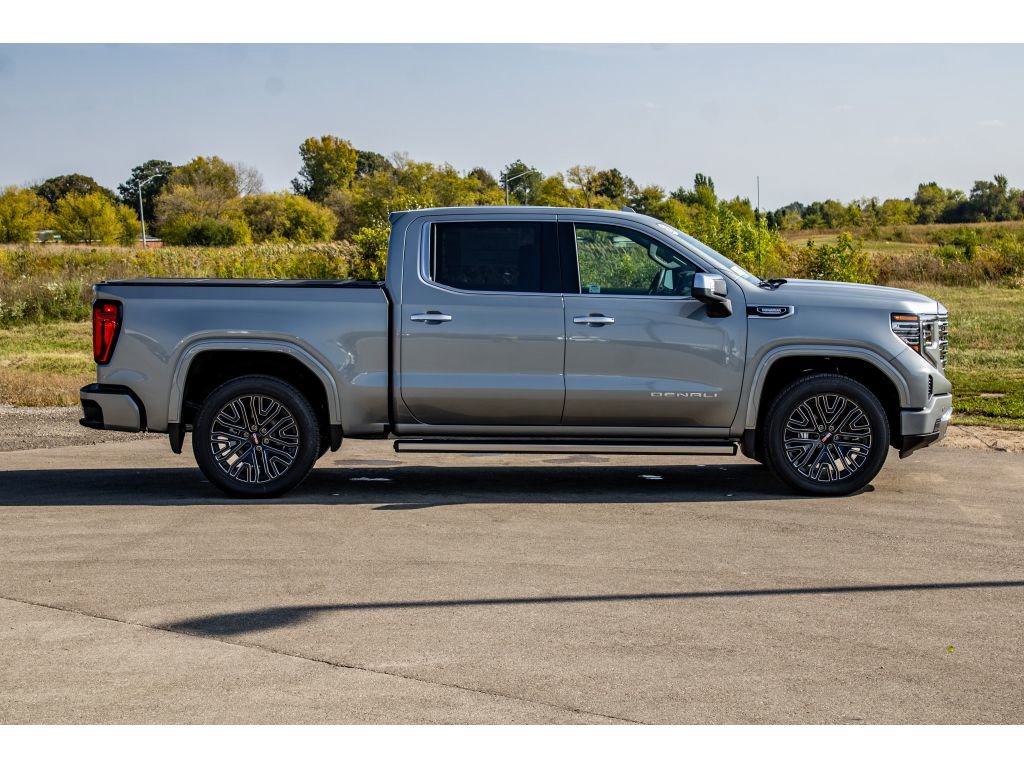 New 2026 GMC Sierra 1500 Denali image 2