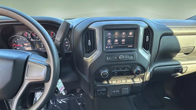 Used 2023 Chevrolet Silverado 2500 Custom w/ Custom Convenience Package image 12