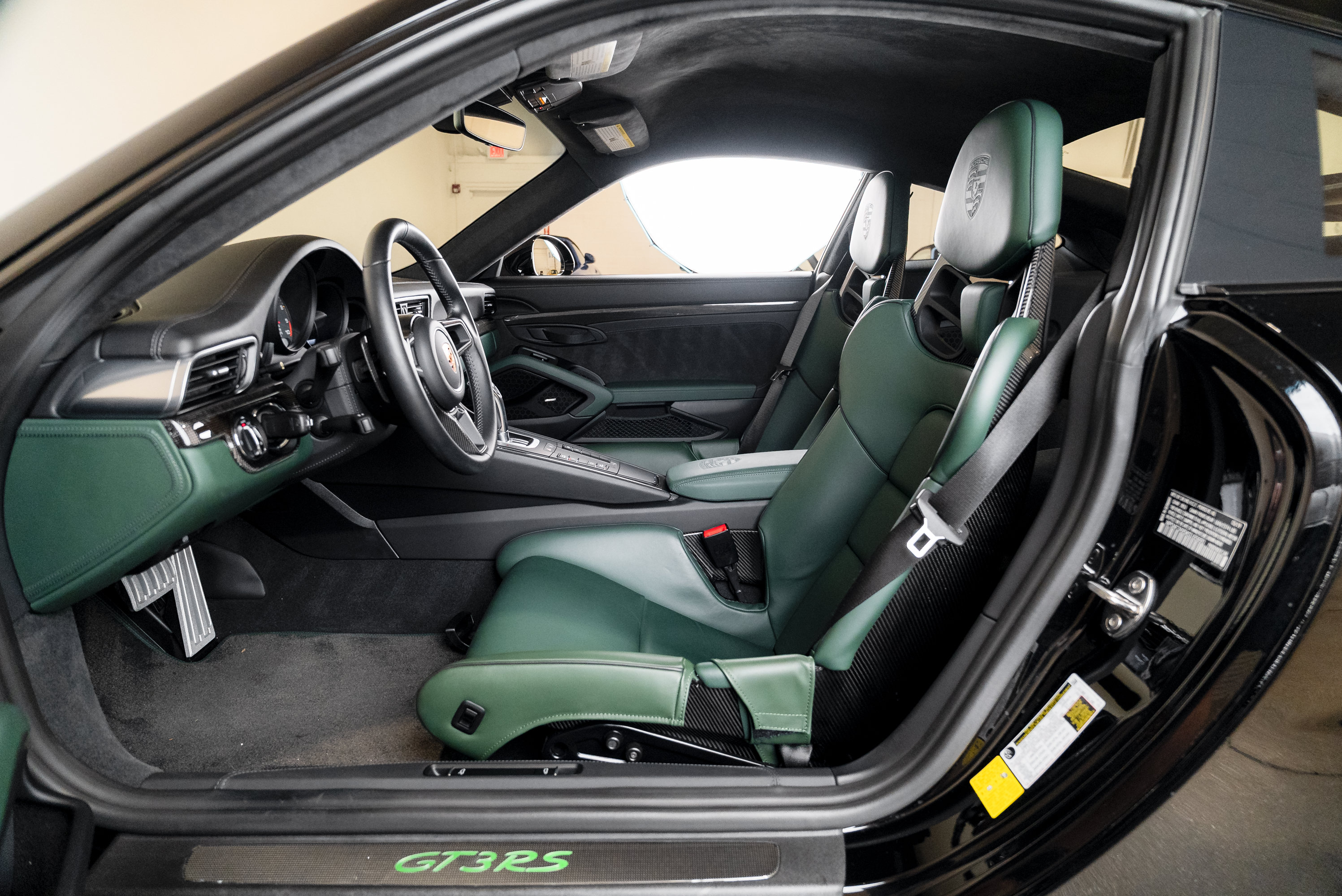 Certified 2019 Porsche 911 GT3 RS RWD image 5