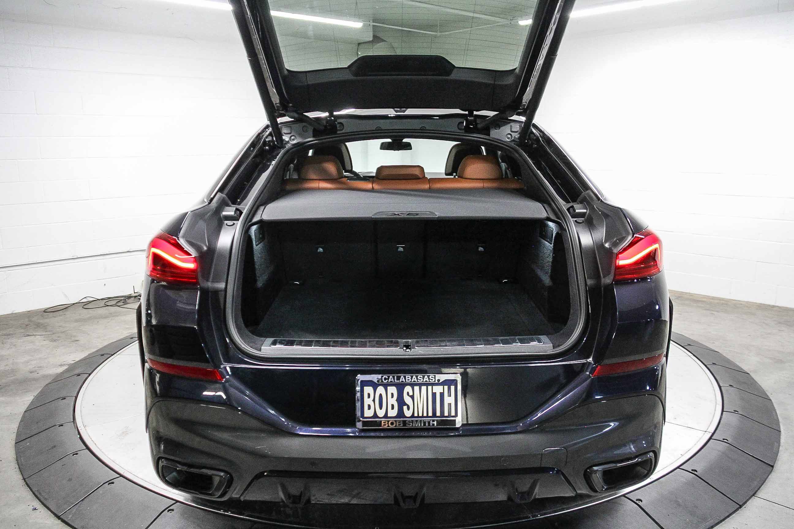 Used 2024 BMW X6 xDrive40i w/ Executive Package image 26