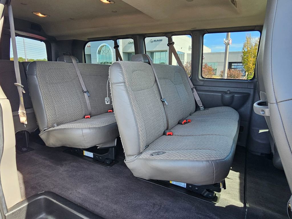 Used 2019 Chevrolet Express 3500 LT w/ LT Preferred Equipment Group image 28