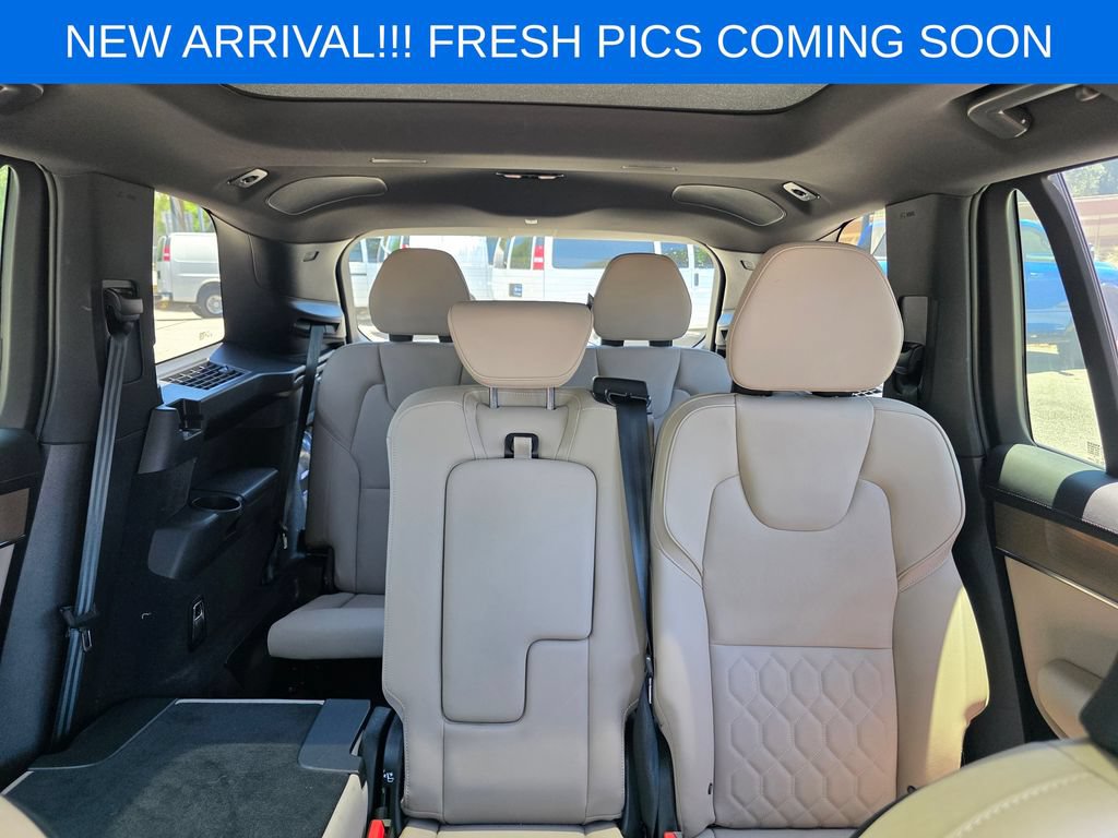 Used 2026 Volvo XC90 B6 Plus AWD/4WD image 13