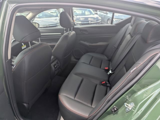 New 2026 Nissan Altima 2.5 SR w/ SR Midnight Edition Package FWD image 10