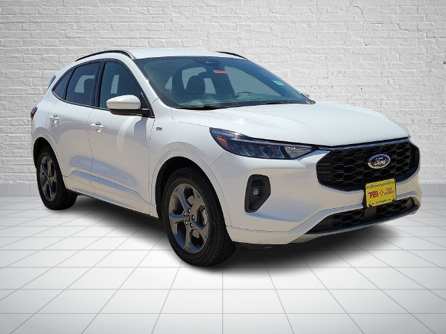Used 2023 Ford Escape ST-Line Select w/ Tech Pack #1 AWD/4WD image 6